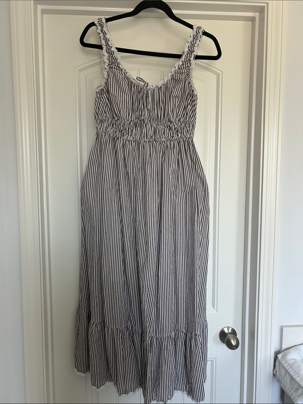 Sleeveless Striped Midi Dress in brown and White